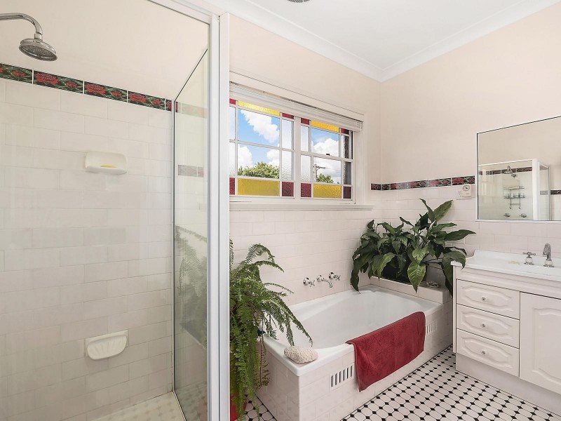 6 Cedar Avenue, Mudgee NSW 2850