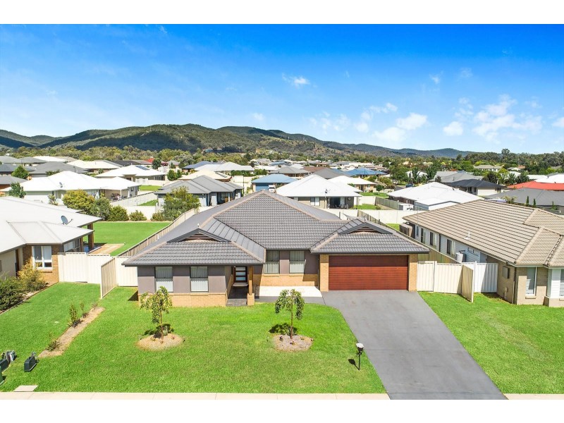 24 Broadhead Road, Mudgee NSW 2850