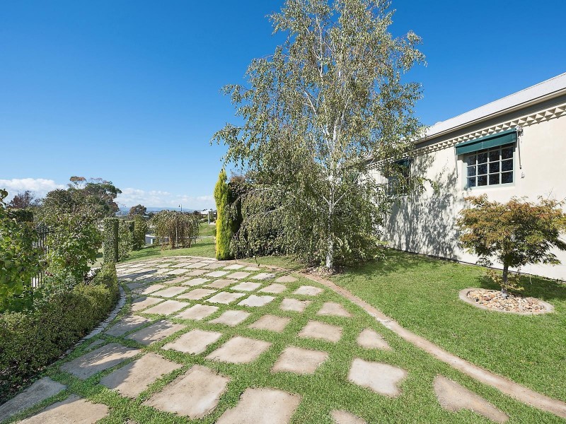98 Darwin Drive, Llanarth NSW 2795