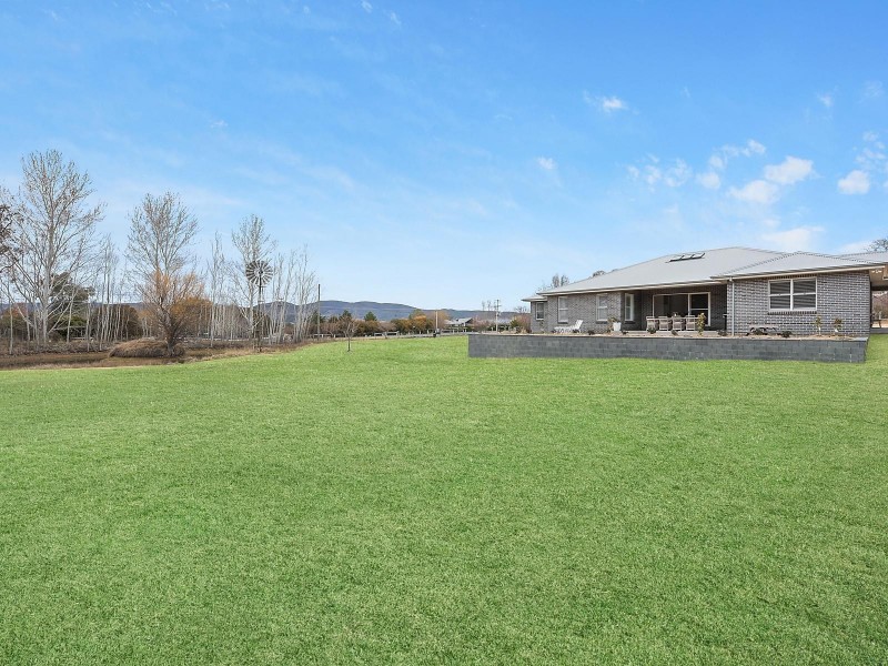 6 Leconfield Drive, Mudgee NSW 2850