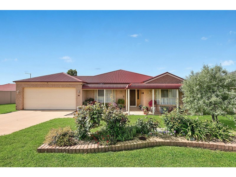 22 Bellevue Road, Mudgee NSW 2850