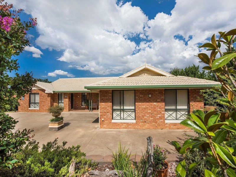 29 Henry Bayly Drive, Mudgee NSW 2850