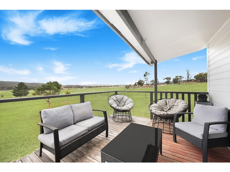 275 Winchester Crescent, Mudgee NSW 2850