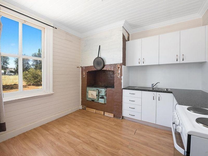 142 Whiteley Street, Dunedoo NSW 2844