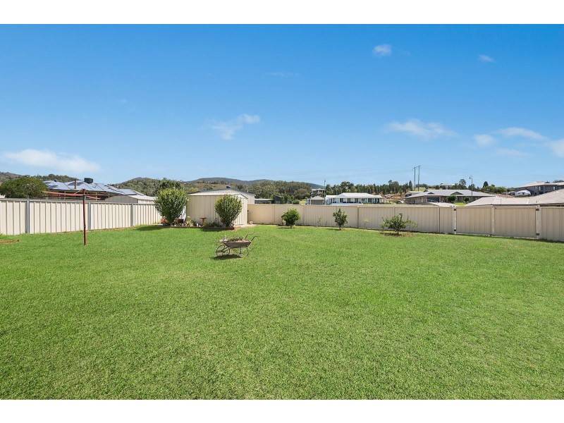 21 Hardy Crescent, Mudgee NSW 2850