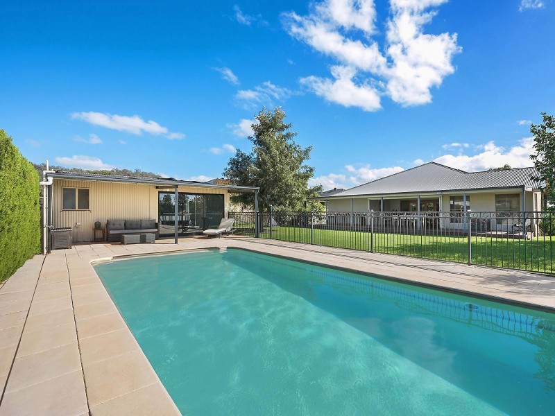 62 Macquarie Drive, Mudgee NSW 2850