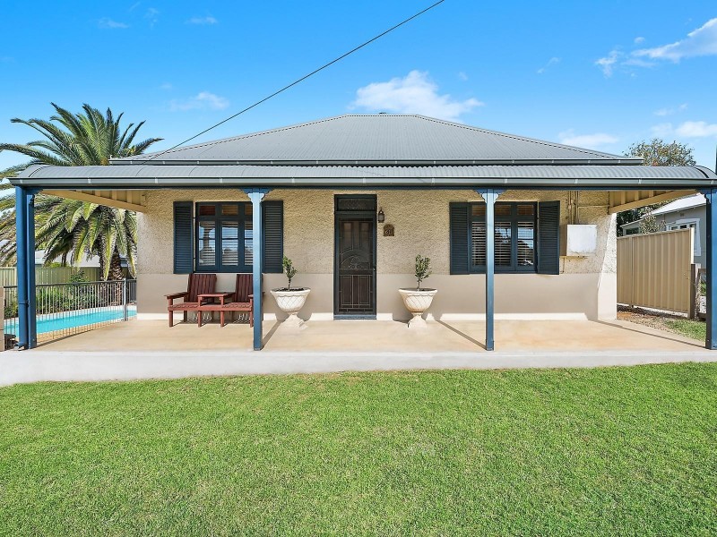 27 Gladstone Street, Mudgee NSW 2850