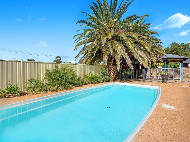 27 Gladstone Street, Mudgee NSW 2850