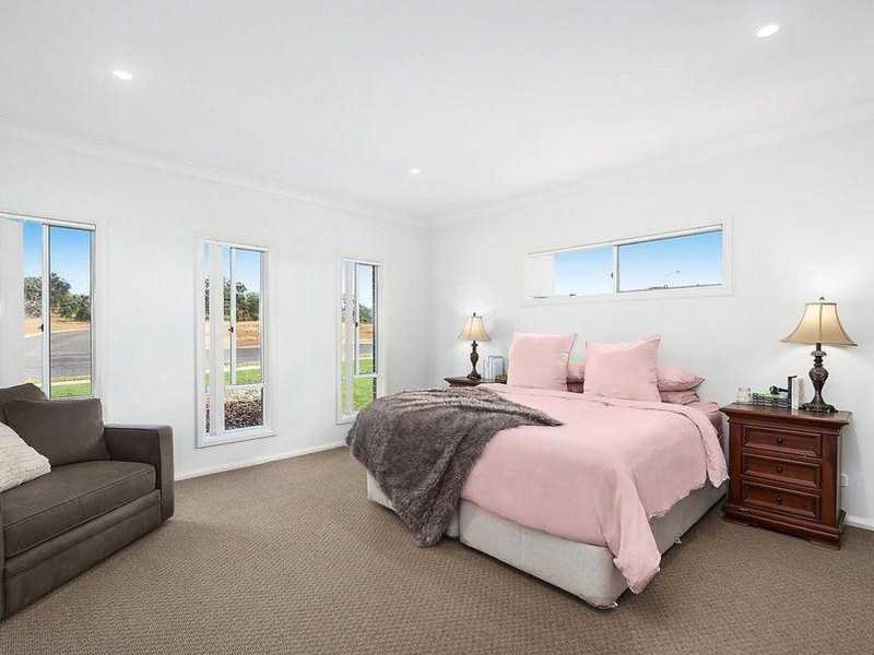 15 Hone Creek Drive, Mudgee NSW 2850