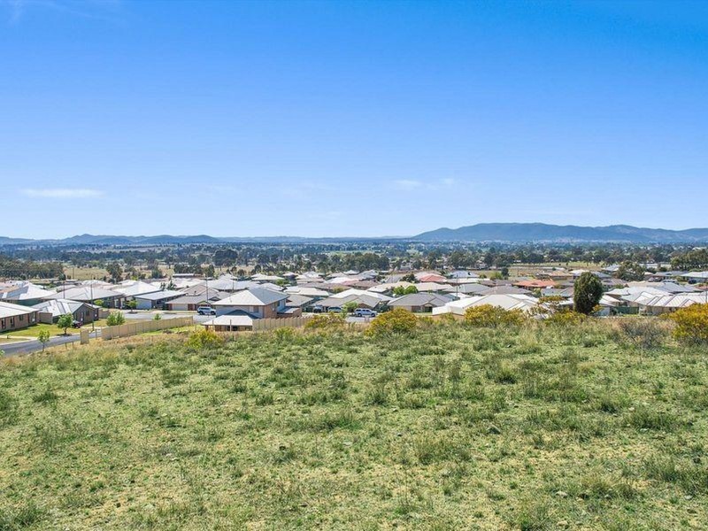 5 Grant Bruce Court, Mudgee NSW 2850