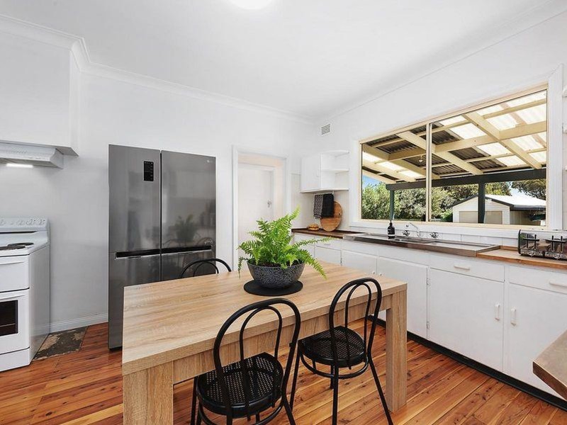 24 Mealey Street, Mudgee NSW 2850