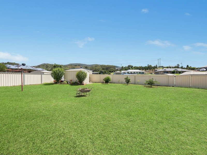 21 Hardy Crescent, Mudgee NSW 2850