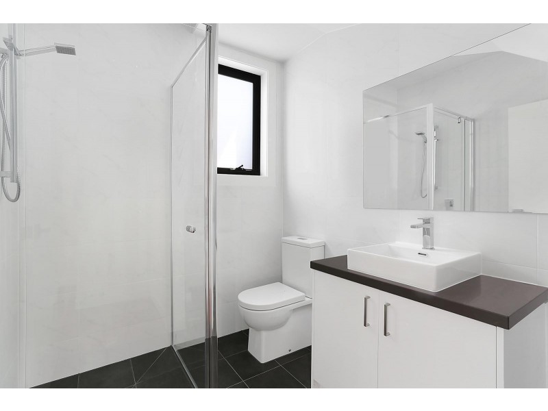 2/590 Bell Street, Pascoe Vale South VIC 3044