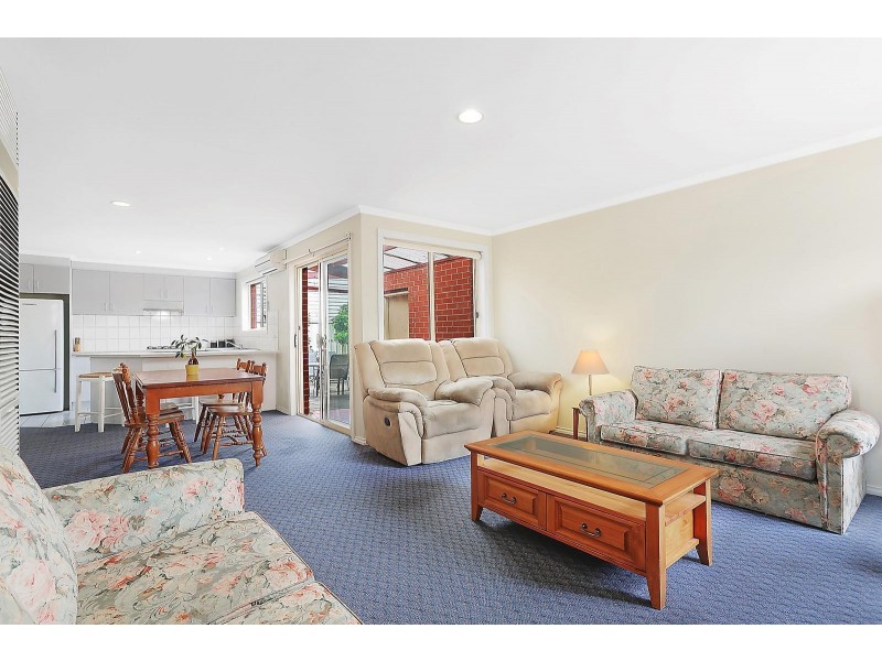 9 Emery Street, Preston VIC 3072