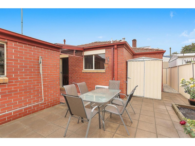 9 Emery Street, Preston VIC 3072