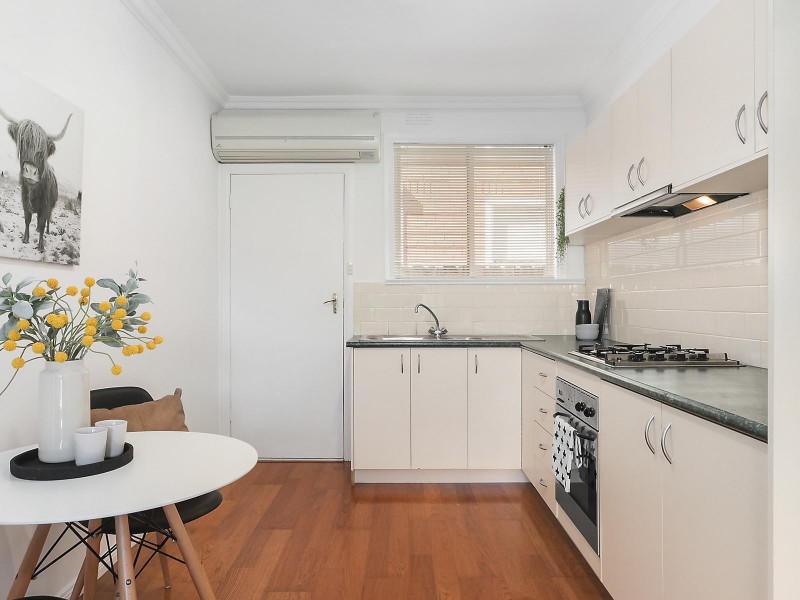 2/46 Davies Street, Brunswick VIC 3056