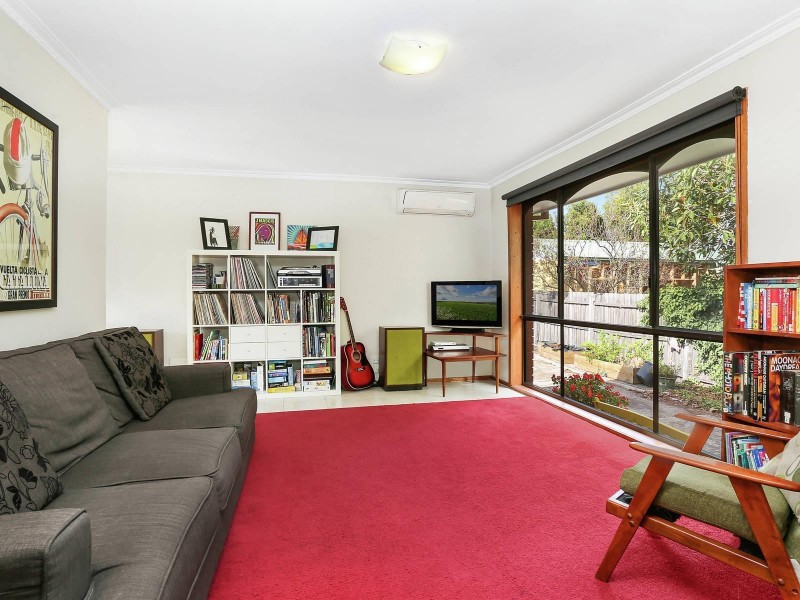 2/1 Coronation Street, Brunswick West VIC 3055