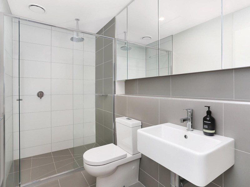 2304/89 Gladstone Street, South Melbourne VIC 3205