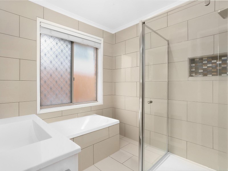 12 Tenby Court, Craigieburn VIC 3064