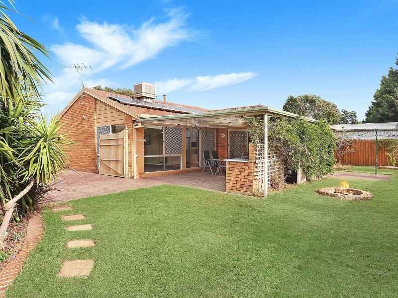 12 Tenby Court, Craigieburn VIC 3064
