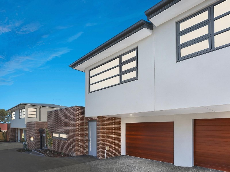 2/47 Warwick Road, Greensborough VIC 3088