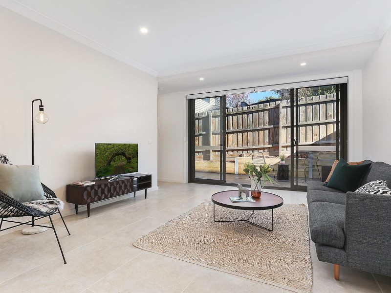 3/47 Warwick Road, Greensborough VIC 3088