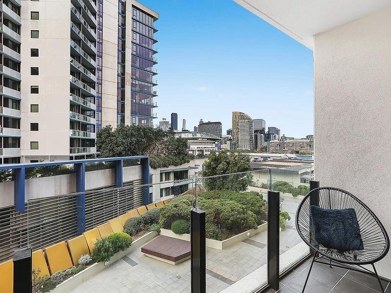 607/39 Caravel Lane, Docklands VIC 3008