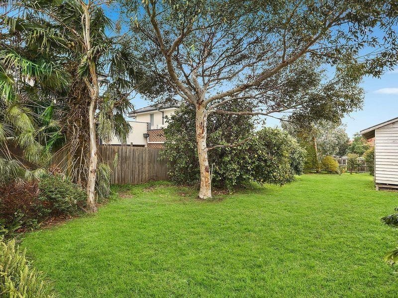 9 Reynolds Parade, Pascoe Vale South VIC 3044