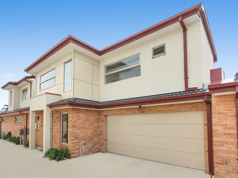2/22 Irvine Street, Pascoe Vale VIC 3044