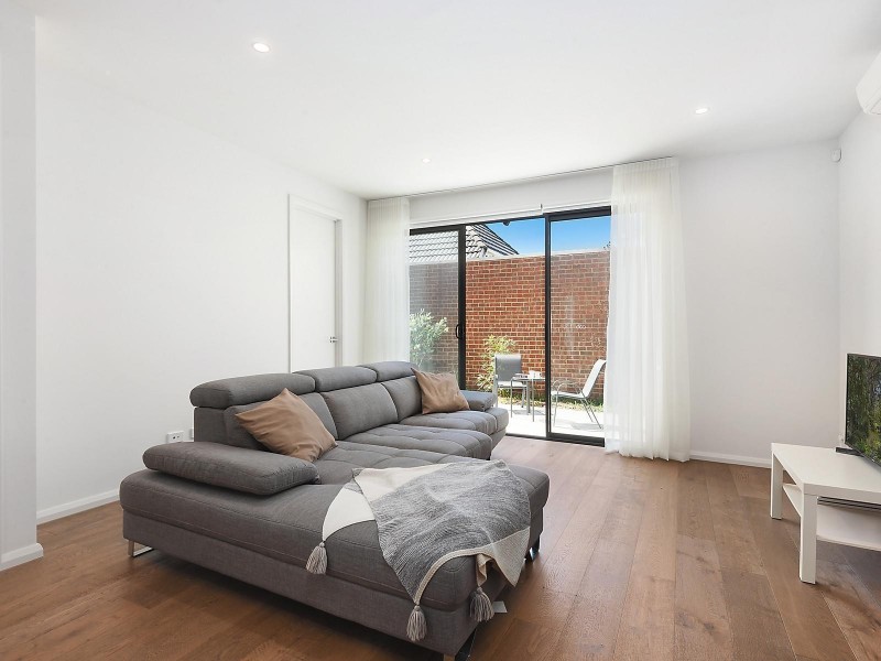 8/277 O’Hea Street, Pascoe Vale South VIC 3044