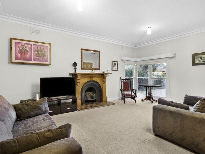37 Dale Avenue, Pascoe Vale VIC 3044