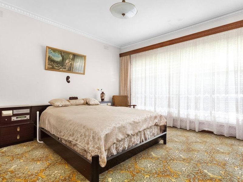 2 Headley Street, Coburg North VIC 3058
