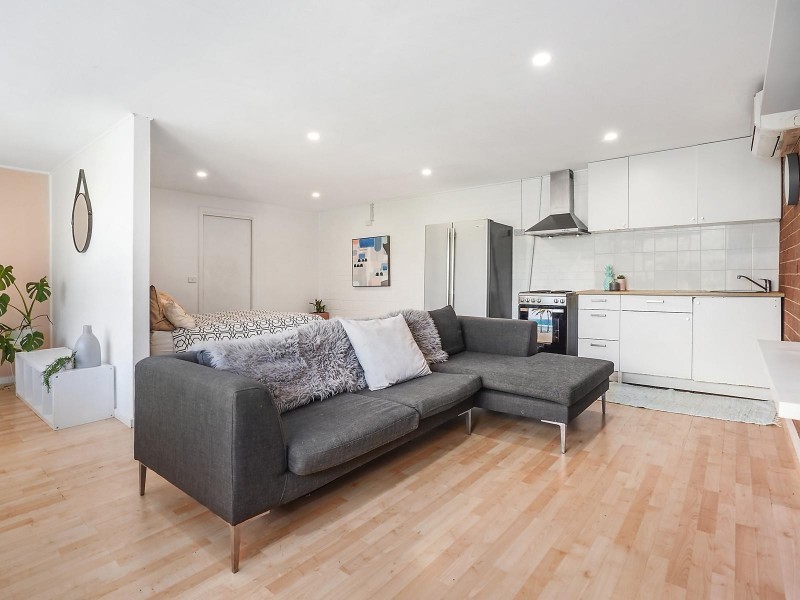 42 Austin Crescent, Pascoe Vale VIC 3044