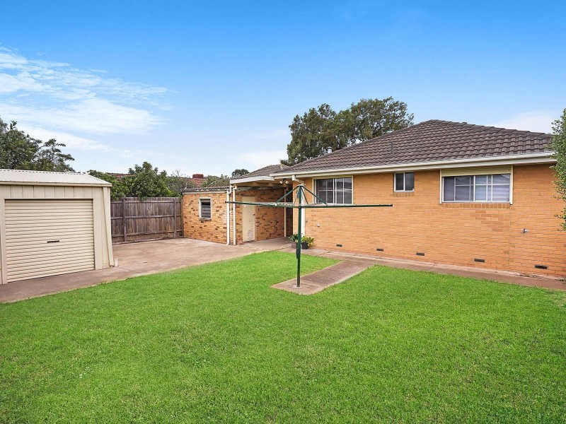 10 Jennifer Street, Fawkner VIC 3060