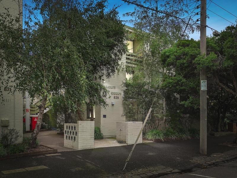 12/829 Park Street, Brunswick VIC 3056