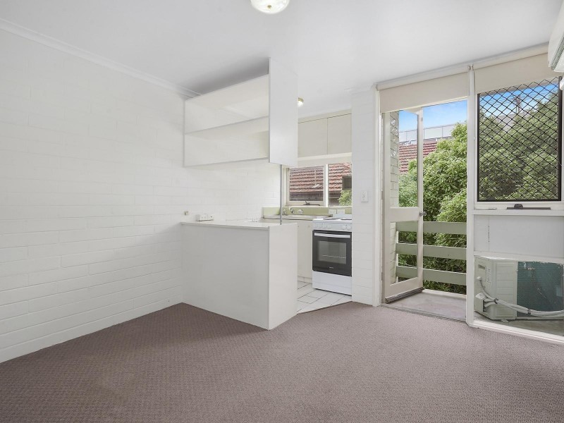 12/829 Park Street, Brunswick VIC 3056
