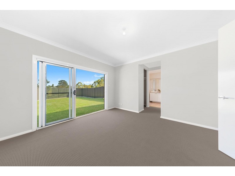 1/25 Woodlands Drive, Weston NSW 2326