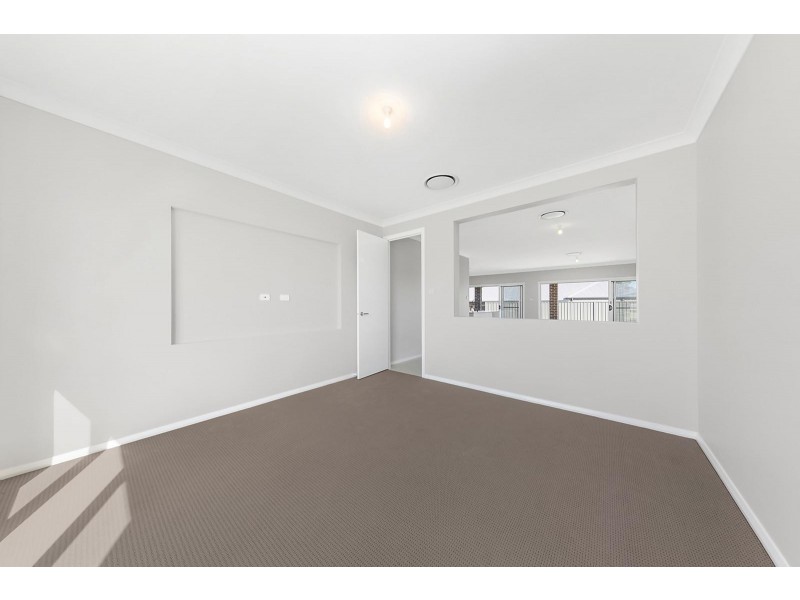 1/25 Woodlands Drive, Weston NSW 2326