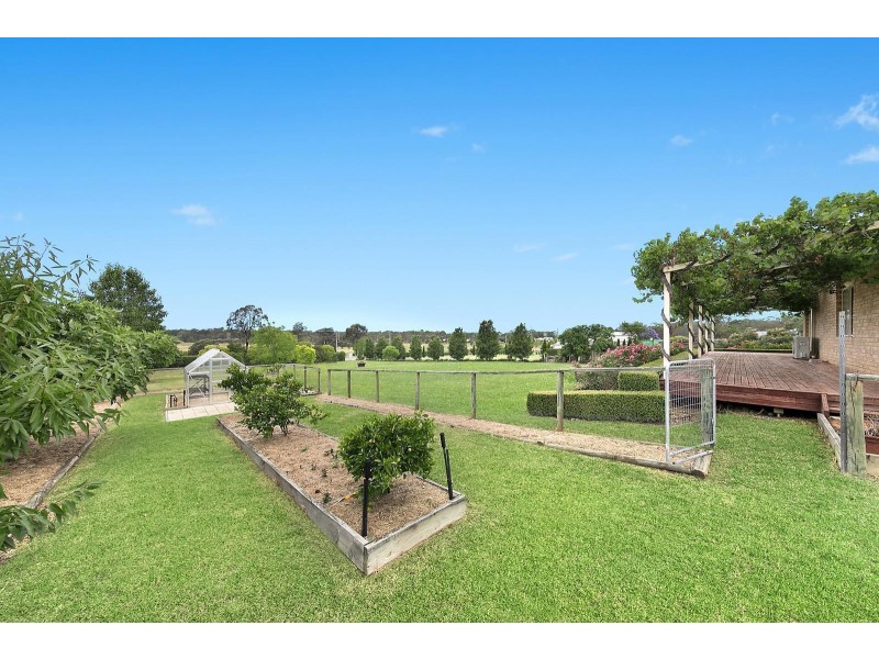 14 McKensey Street, Nulkaba NSW 2325