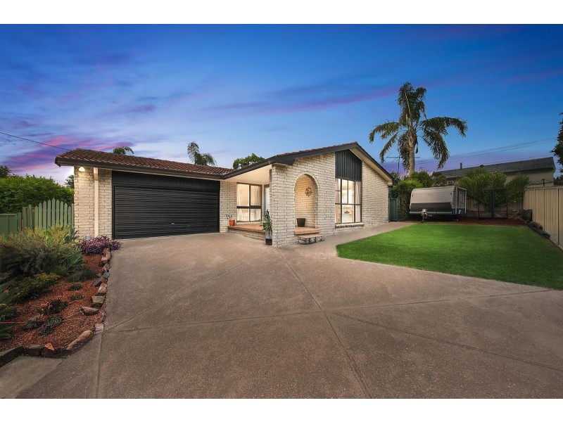 13 Tannant Avenue, Rutherford NSW 2320