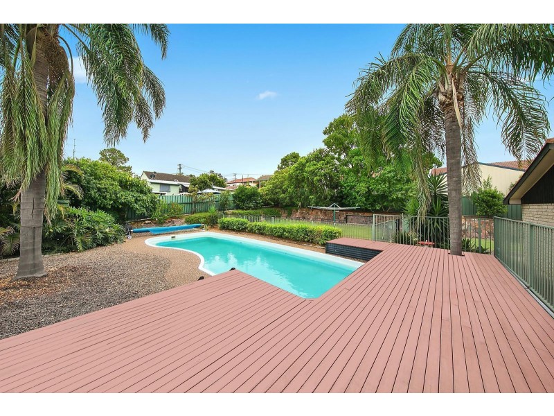 13 Tannant Avenue, Rutherford NSW 2320