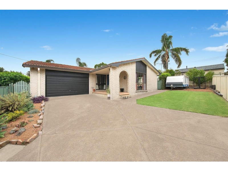 13 Tannant Avenue, Rutherford NSW 2320