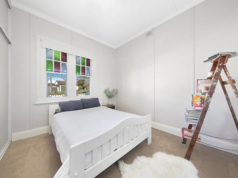 10 Gordon Avenue, Cessnock NSW 2325