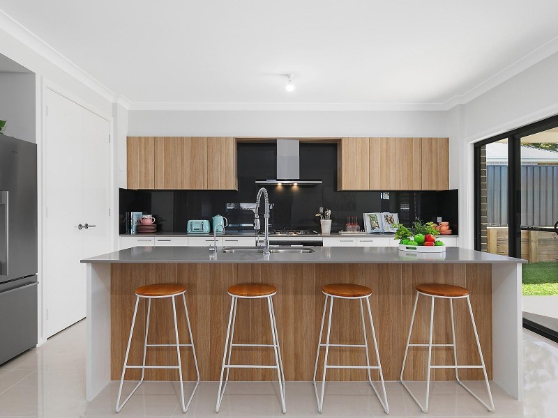 1/36A Woodlands Drive, Weston NSW 2326