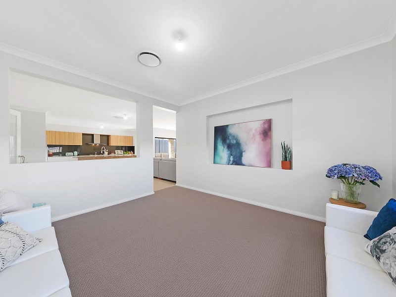 1/36A Woodlands Drive, Weston NSW 2326