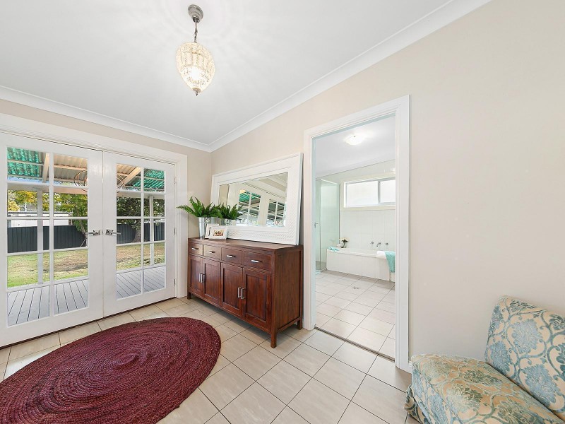 24 Melbourne Street, Abermain NSW 2326