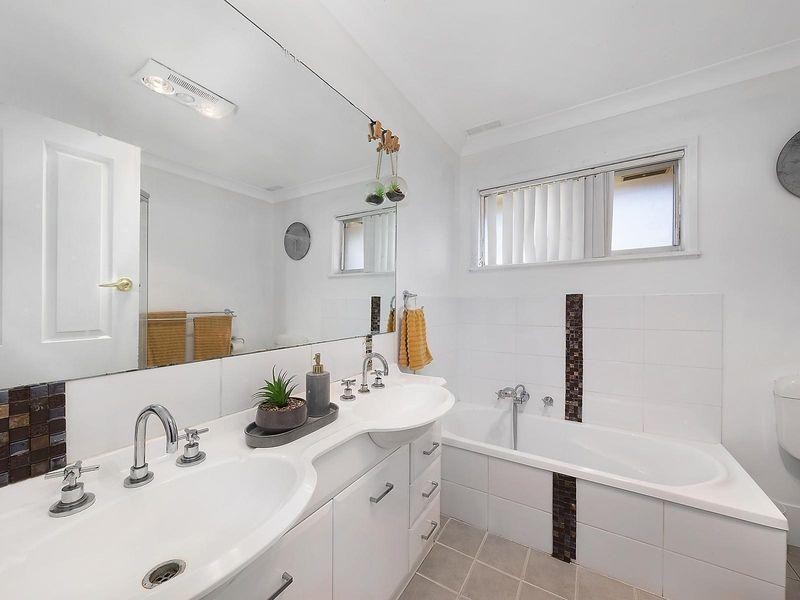 60 Heddon Street, Kurri Kurri NSW 2327