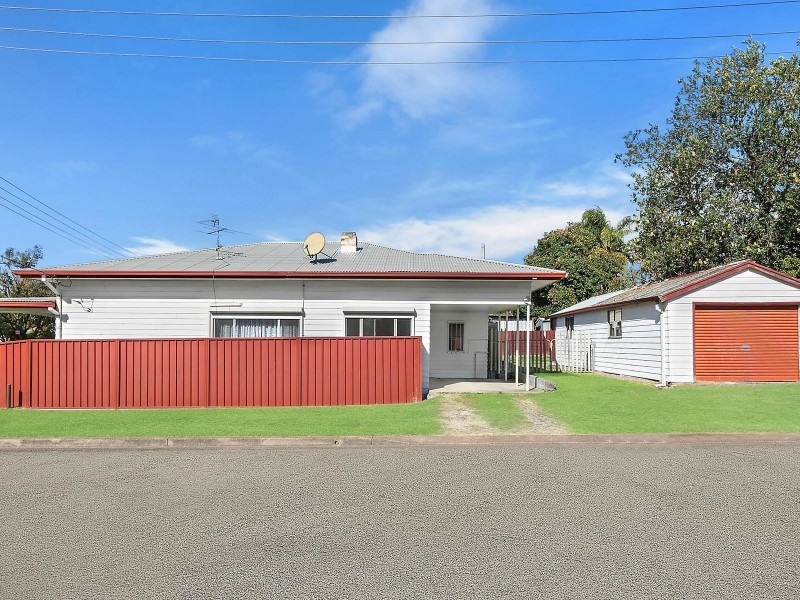 4 Orange Street, Abermain NSW 2326