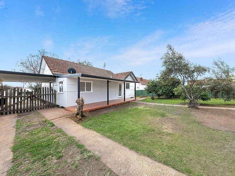 25 Wollombi Road, Cessnock NSW 2325