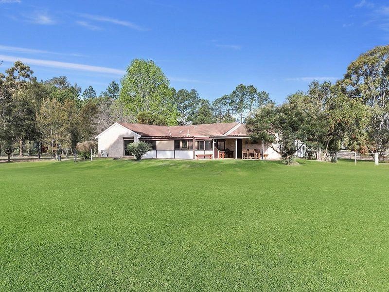 14 Queen Street, Abermain NSW 2326